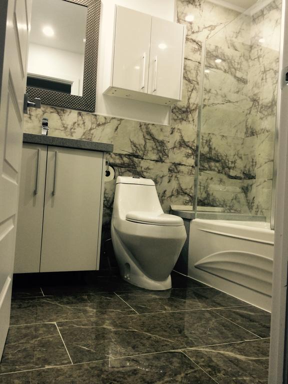 Luxury Two Story Villa Unit D Laval Esterno foto