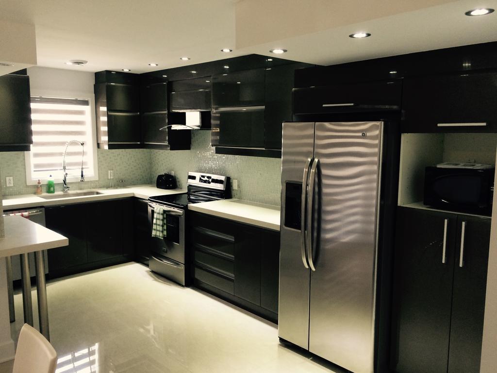 Luxury Two Story Villa Unit D Laval Esterno foto